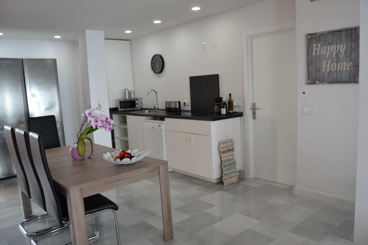 Beach Front Penthouse - Фуэнхирола Экстерьер фото