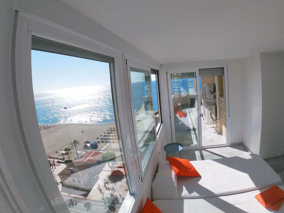Beach Front Penthouse - Фуэнхирола Экстерьер фото