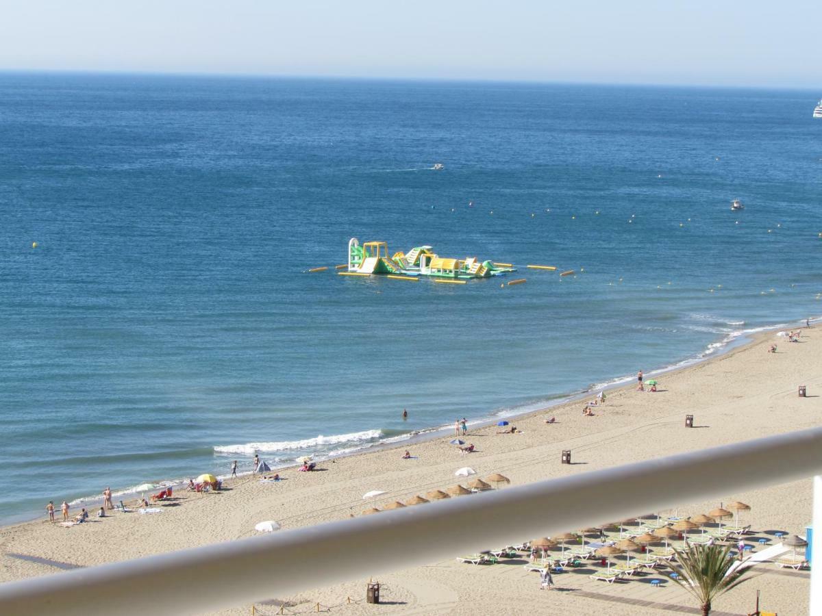 Beach Front Penthouse - Фуэнхирола Экстерьер фото
